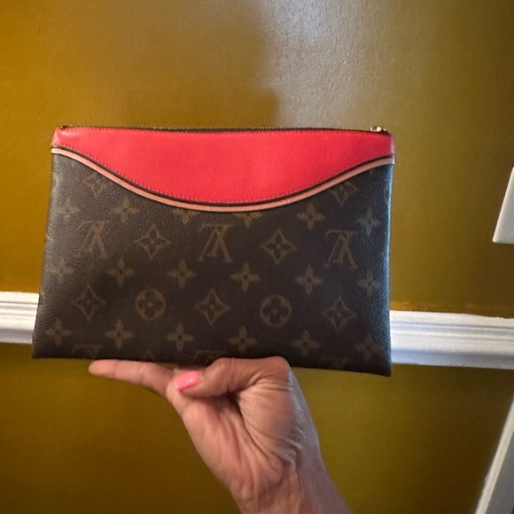 Louis Vuitton Brown Monogram Pouch with Red Trim - Picture 3 of 7